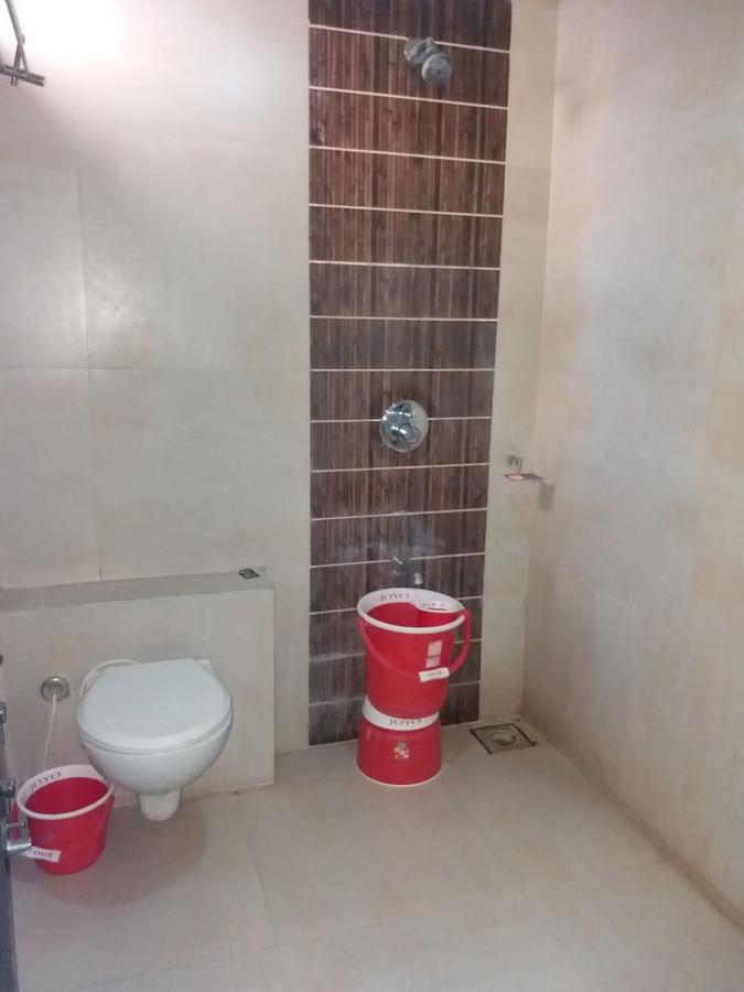 Hotel Raviraj Palace Rajkot Exterior photo
